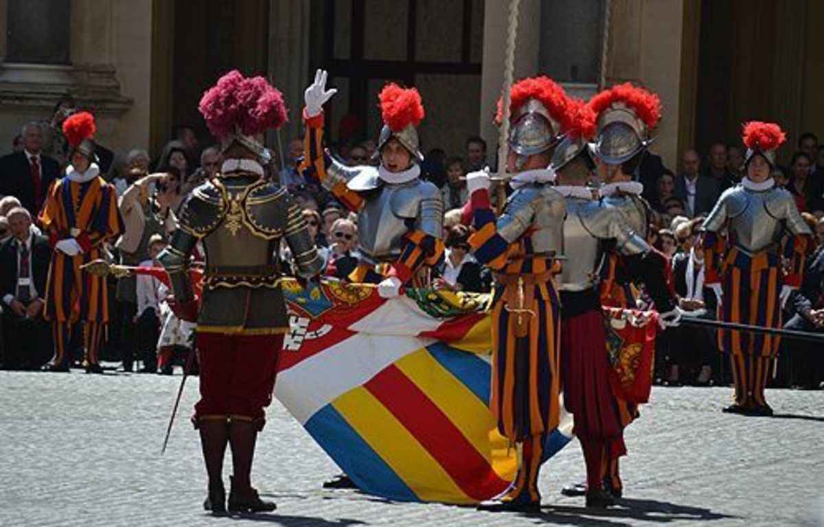 New Swiss Guards swear oath to protect Pope Francis - Angelus News ...