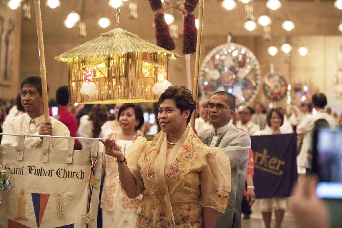 Catholic Filipino tradition of Simbang Gabi begins at 125 churches ...