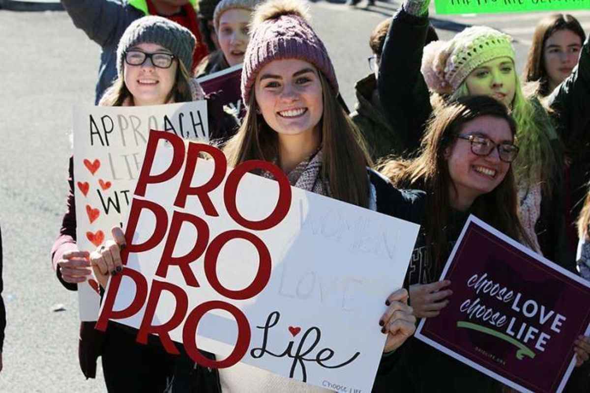 Warm weather greets marchers at the 45th annual March for Life