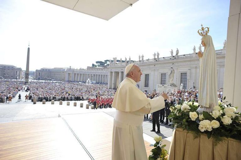 Papal visit completes anniversary celebrations, Fatima says