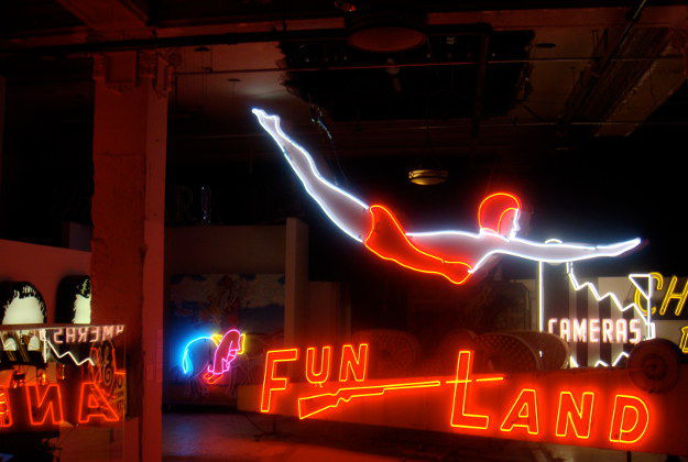 The Museum of Neon Art