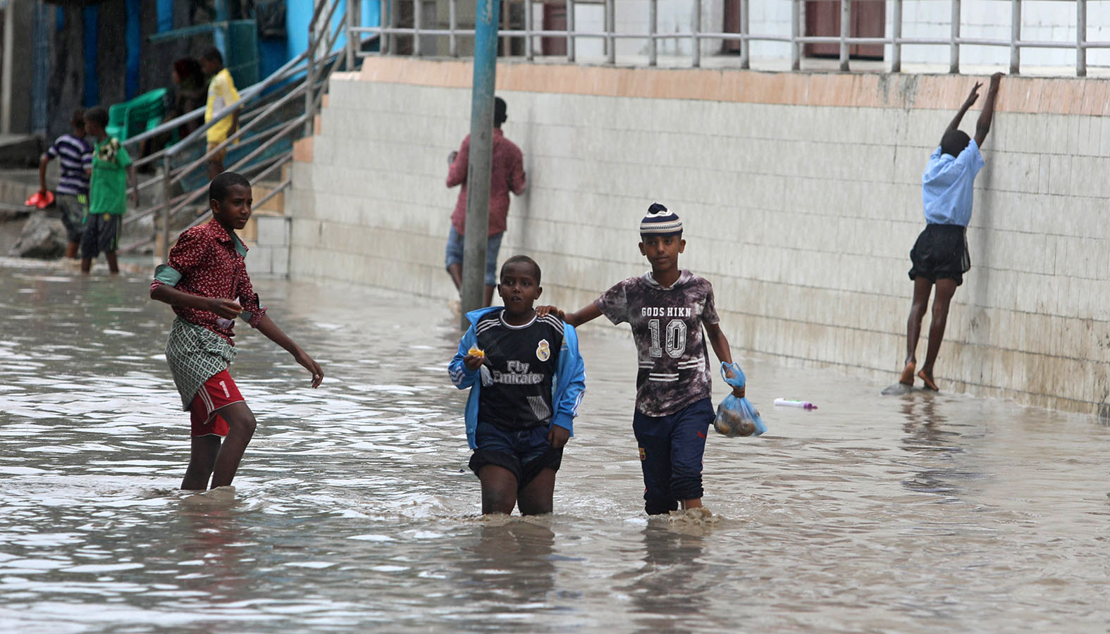 Caritas delivers food aid to flood victims in Muslim Somalia - Angelus News