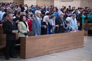 Couples who renewed their vows participate in the World Marriage Day Mass in English. (by Victor Alemán)