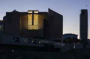 The Cathedral of Our Lady of the Angels as seen from the opposite side of the 101 freeway in downtown LA at dusk on April 1. (Sarah Yaklic)
