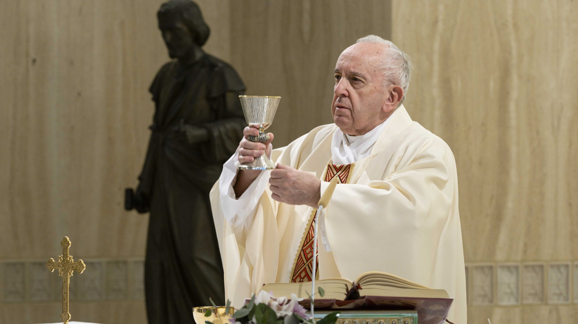 On St. Joseph feast day, pope prays for workers, employers