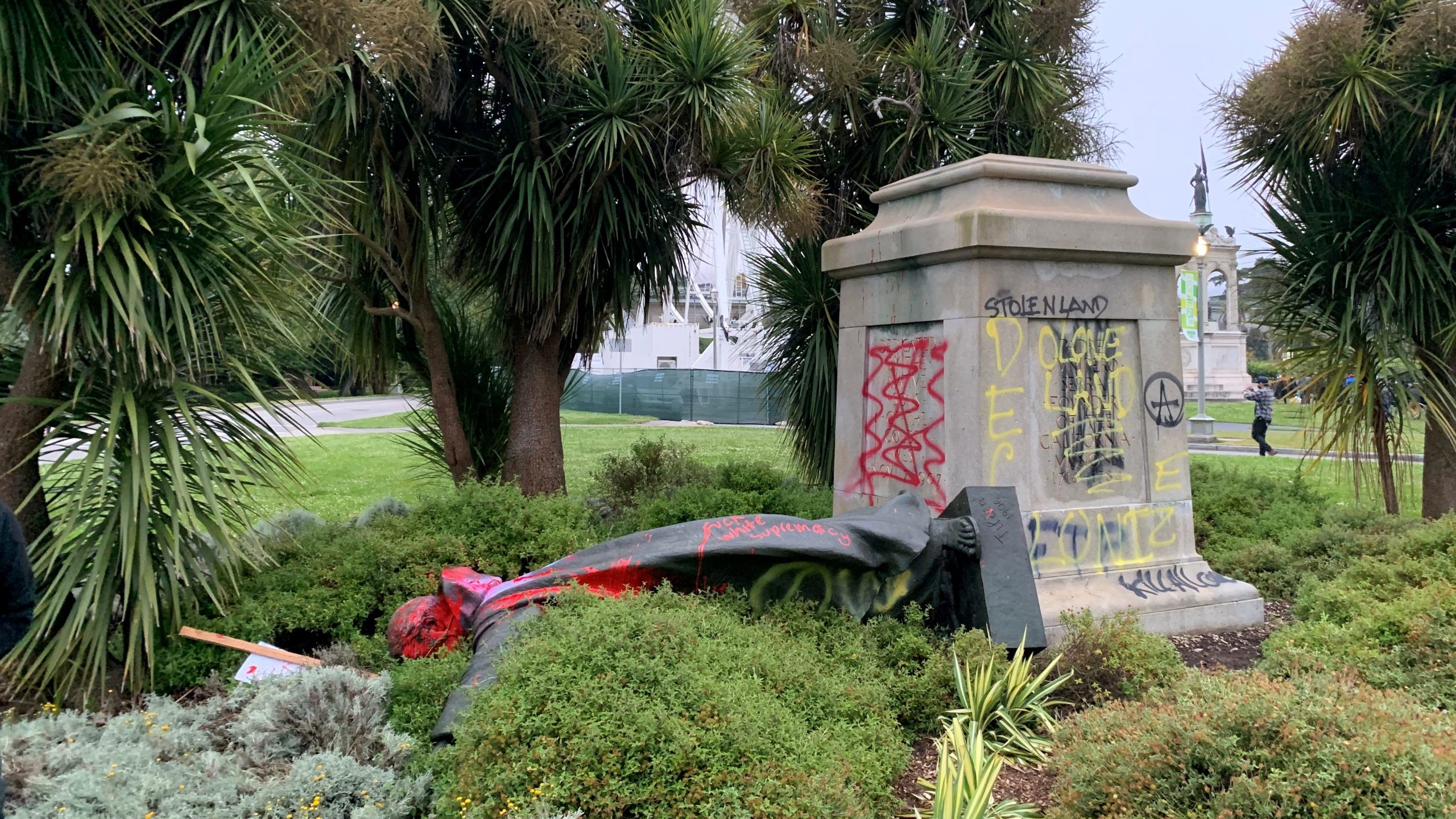 After St. Junipero Serra statue is torn down, San Francisco