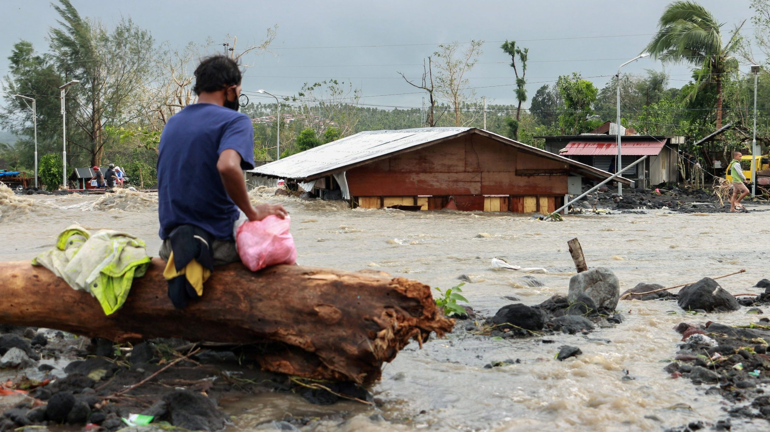 Philippine churches open doors to typhoon evacuees