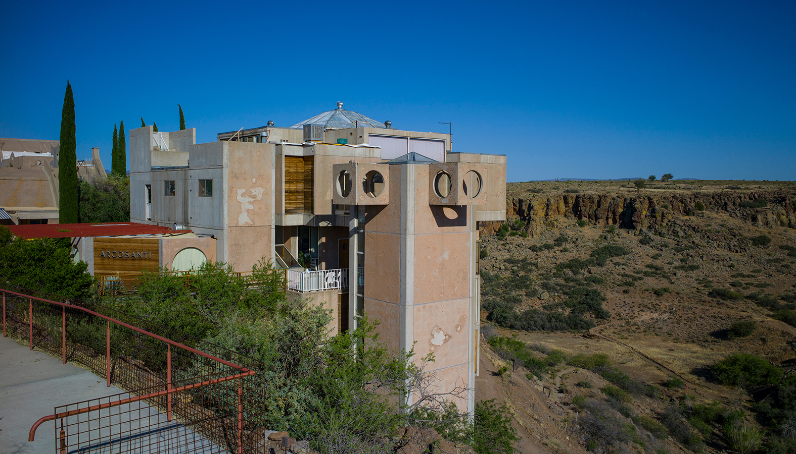 A visit to Arcosanti, the reimagined city
