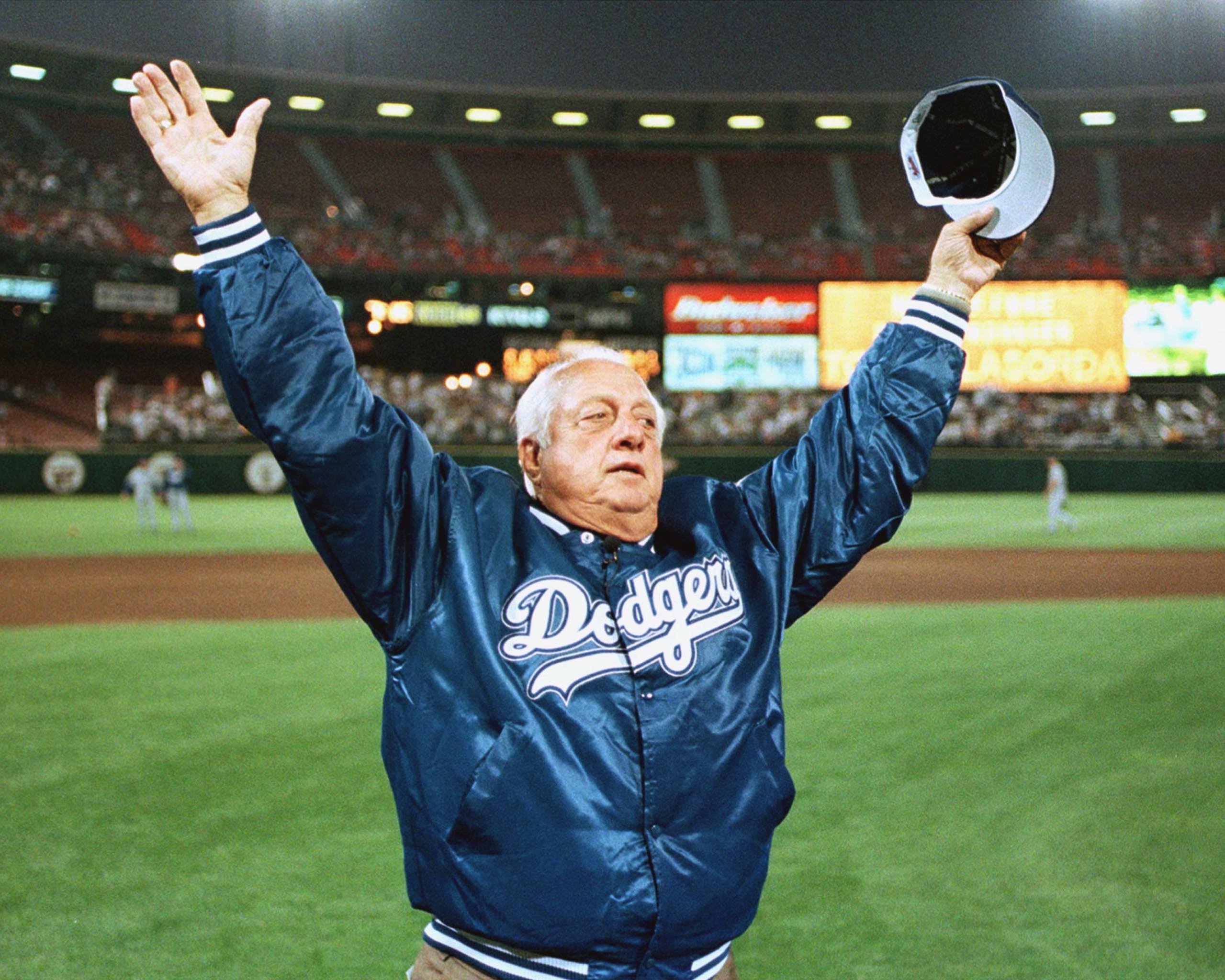 Hall of Fame manager and Dodgers legend, Tommy Lasorda, dies at