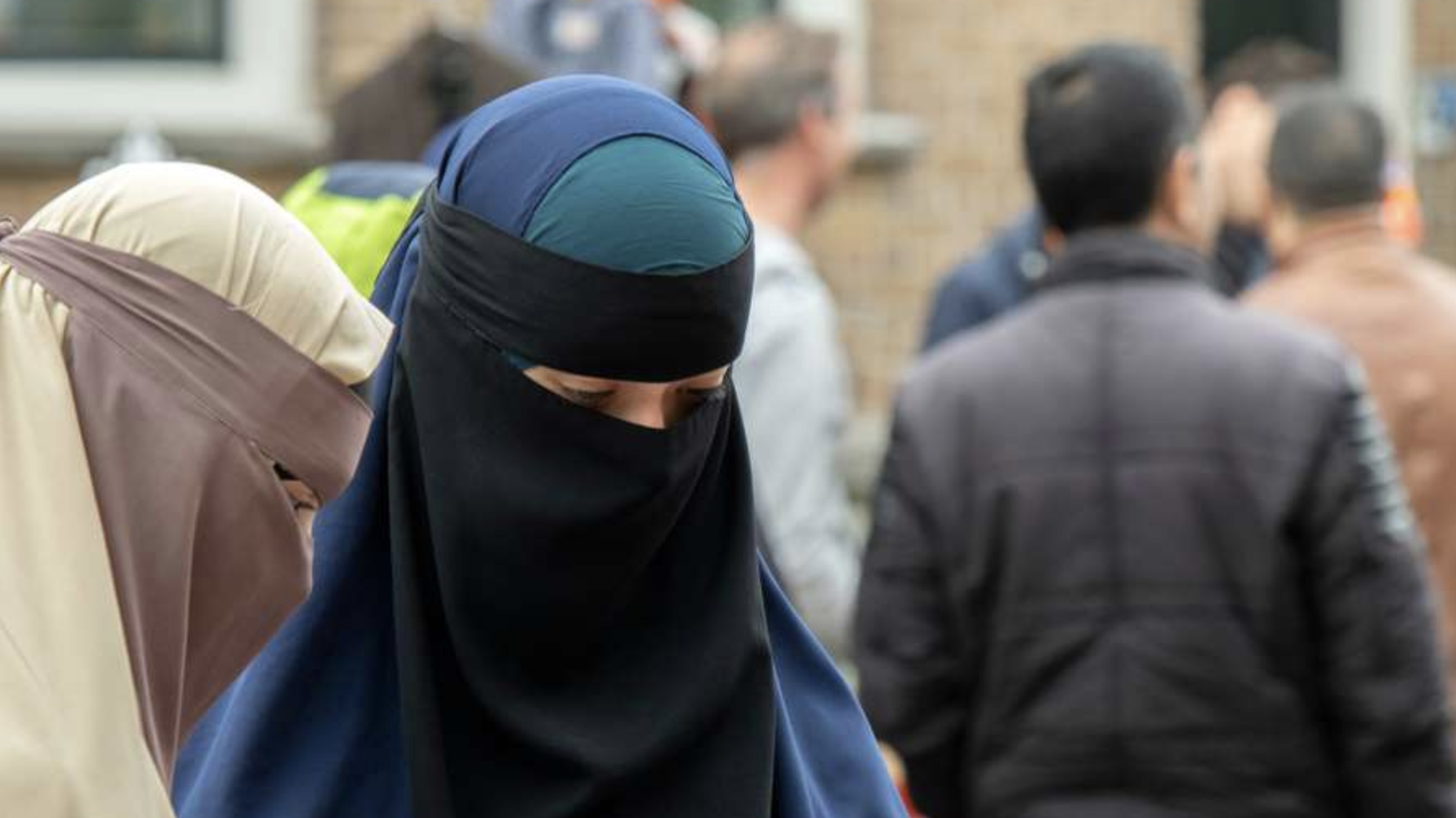 Issiq yalangoch ayol video