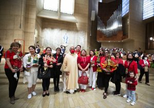 Archbishop José H. Gomez celebrated a special Mass in honor of the 35th anniversary of the feast of Santo Niño, the “Divine Infant Jesus,” at the Cathedral of Our Lady of the Angels Jan. 16. This year’s celebration coincided with the ongoing celebration of 500 years of Christianity in the Philippines.  |  VICTOR ALEMÁN
