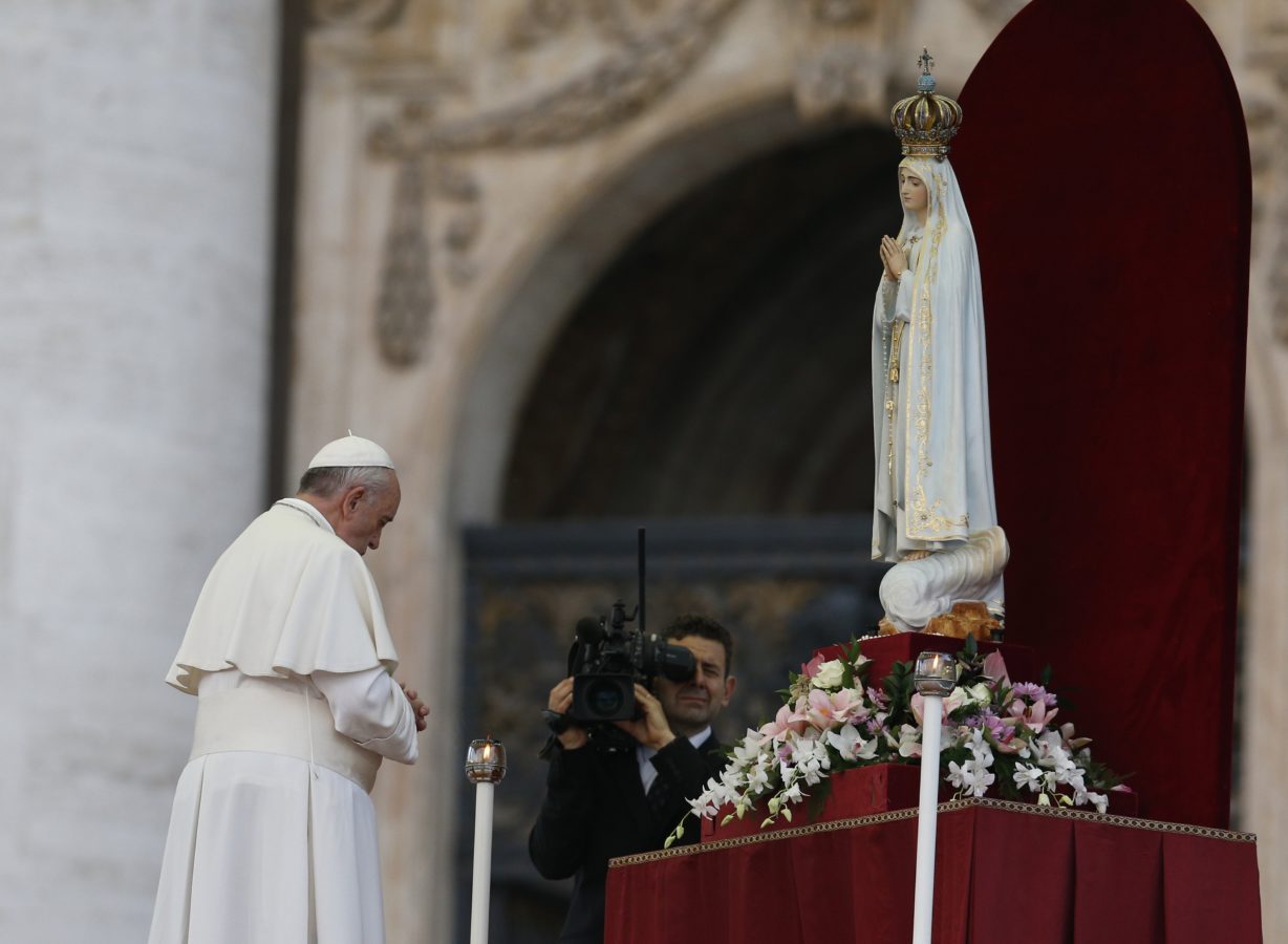 With Fátima consecration, Pope Francis pokes the Russian bear