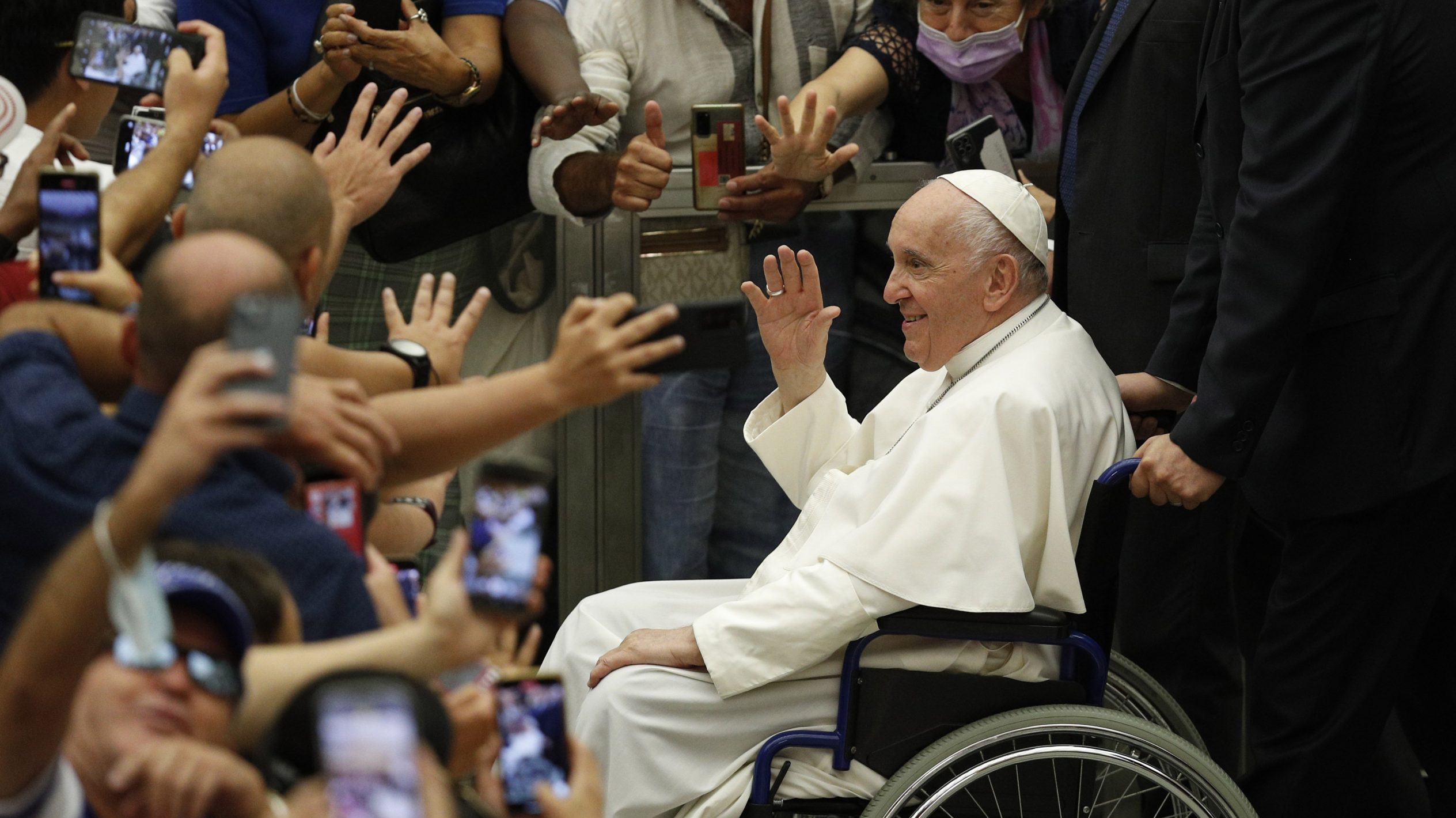 At audience, pope reflects on 'penitential pilgrimage' to Canada