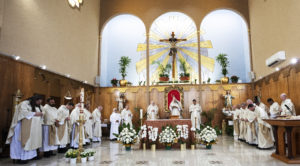 Msgr. John Moretta, pastor of Resurrection Church in Boyle Heights, and several concelebrants preside over a special Mass on April 30 celebrating 55 years since his ordination to the priesthood and 40 years at Resurrection. (Victor Alemán)