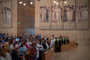 Parishioners pray during the “One Mother, Many Peoples” Mass at the Cathedral of Our Lady of the Angels on Aug. 26. The special Mass and rosary service celebrated the rich diversity found within the Archdiocese of Los Angeles. (John Rueda/ADLA)