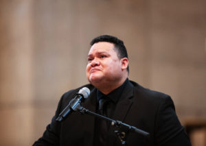 Fernando Valenzuela Jr. delivers an emotional eulogy during his father’s funeral Mass on Nov. 6.. (Victor Alemán)