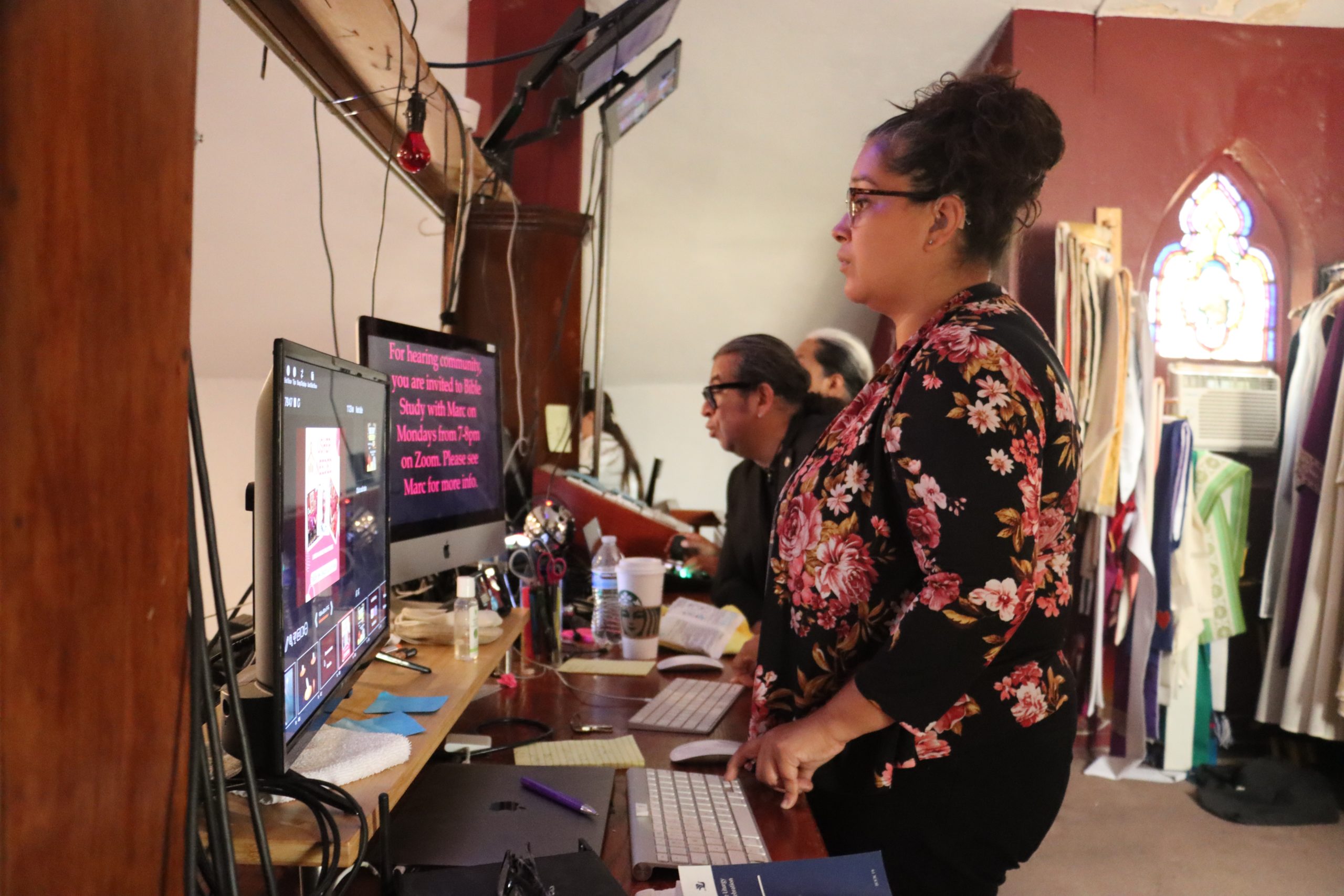 At LA’s parish for deaf Catholics, making God’s voice heard