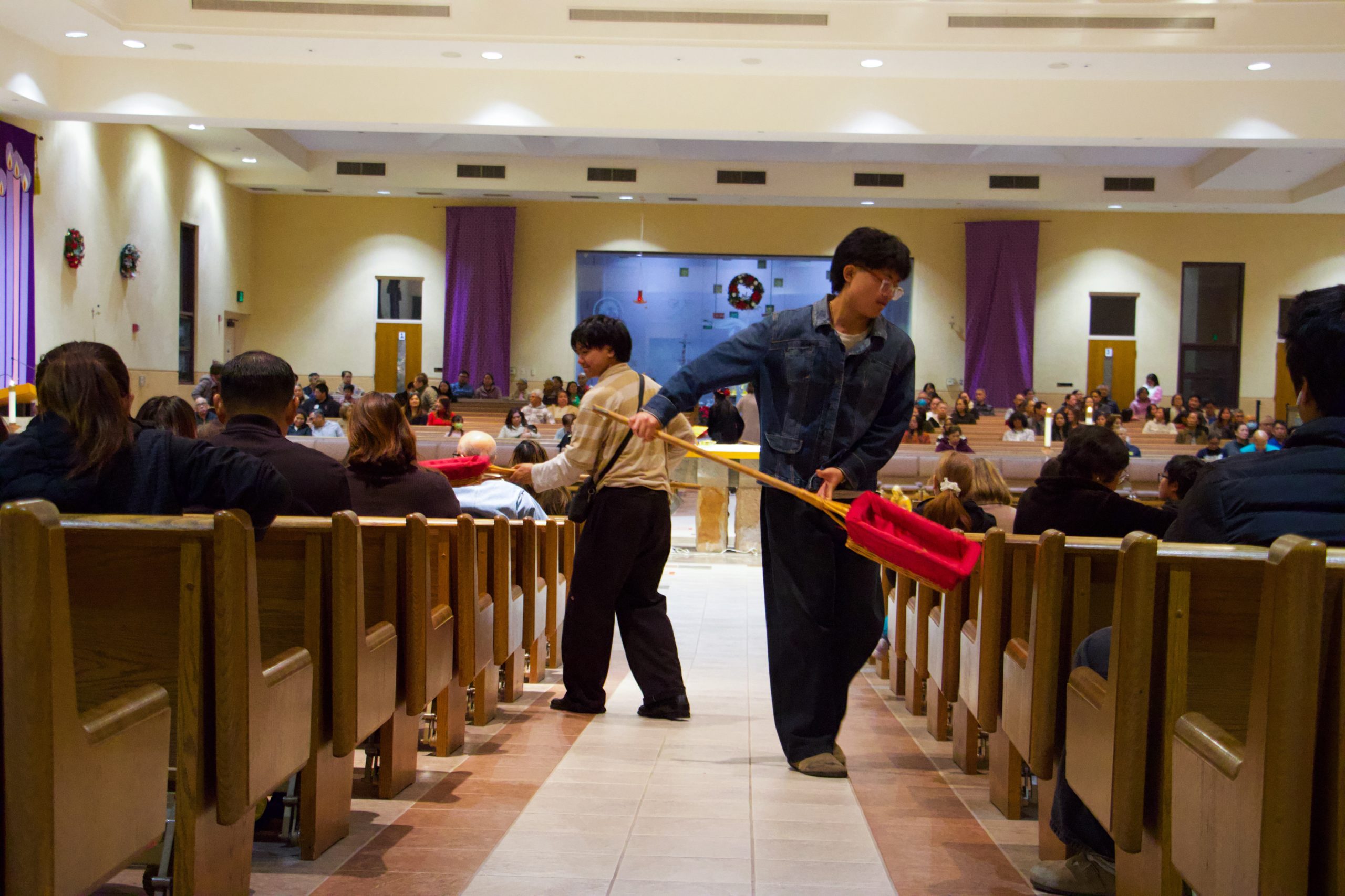 LA parishes answer the early wake-up call for Simbang Gabi Masses