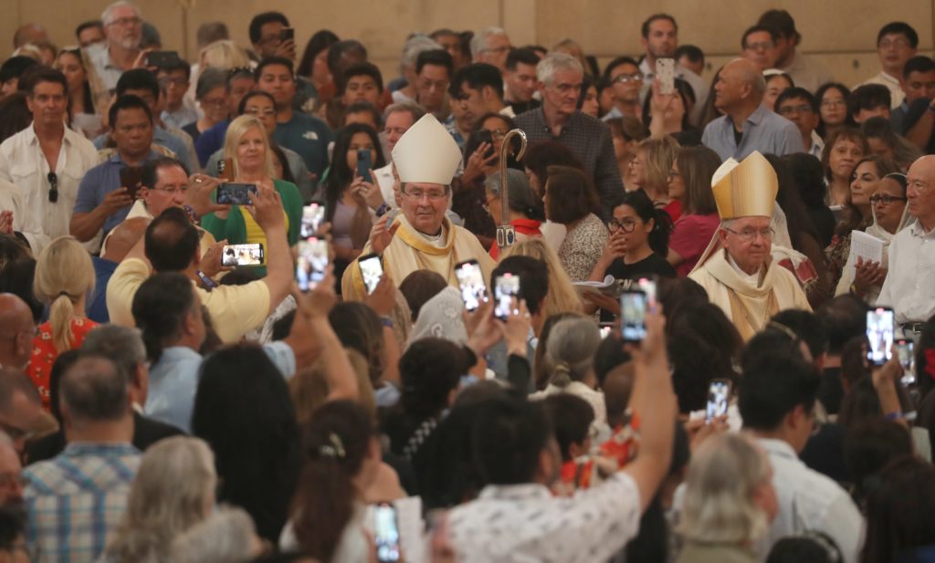 LOS ANGELES MASS NATIONAL EUCHARIST PILGRIMAGE