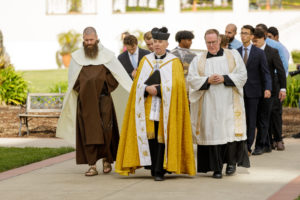 Clergy lead the reliquary holding the relics of St. Thérèse during the tour’s stop at Thomas Aquinas College in Santa Paula on Oct. 14. (Liam McDaniel/Thomas Aquinas College)