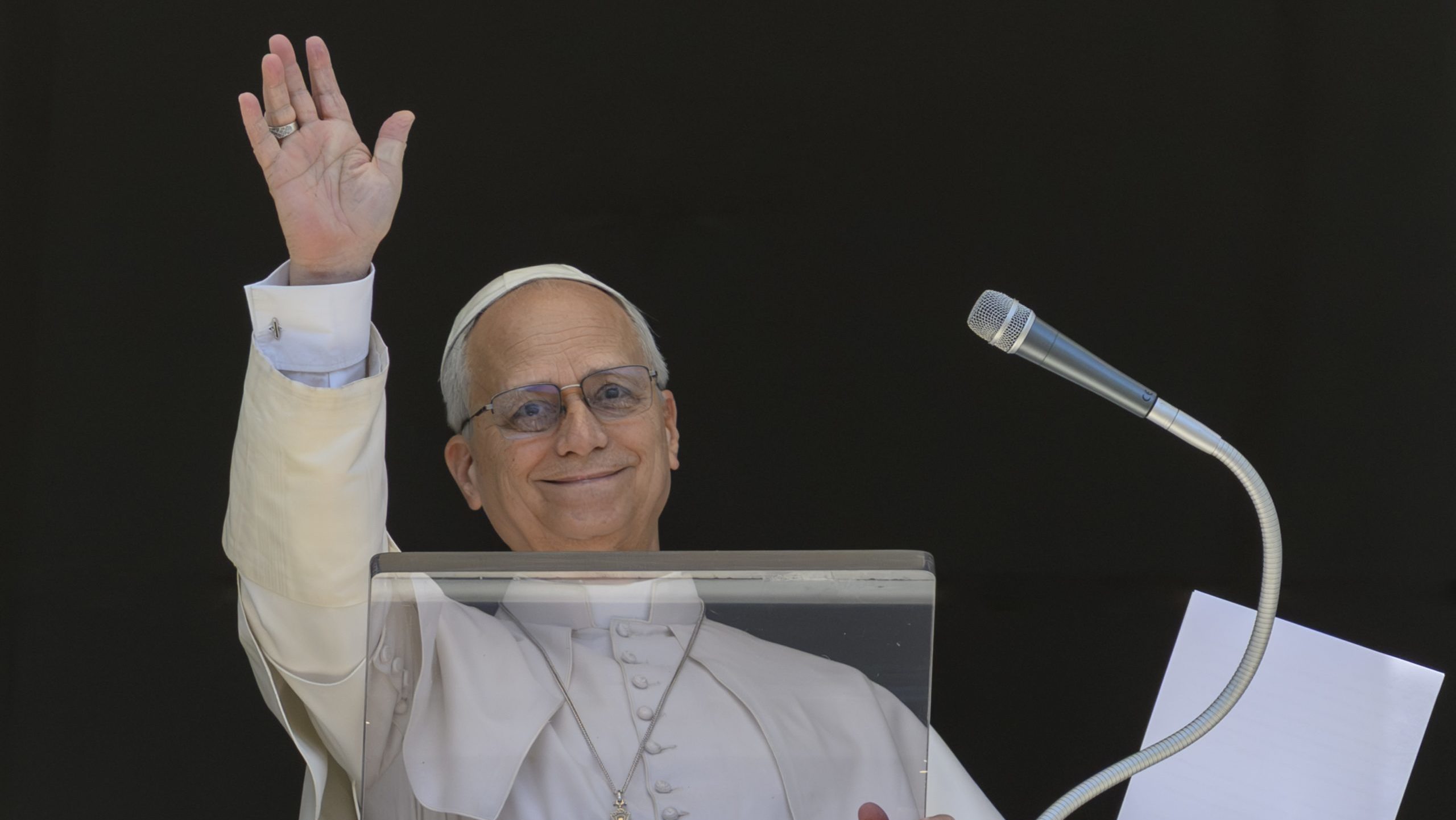 On Easter Monday, Pope remembers those ‘tormented’ by war, Francis