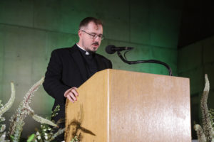 Father Andrew Hedstrom accepted the award on behalf of Auxiliary Bishop Albert Bahhuth, who could not be in attendance, during the 2026 St. John's Seminary Gala at the Cathedral of Our Lady of the Angels on Sept. 19. (Belle N’ Beau Photography)